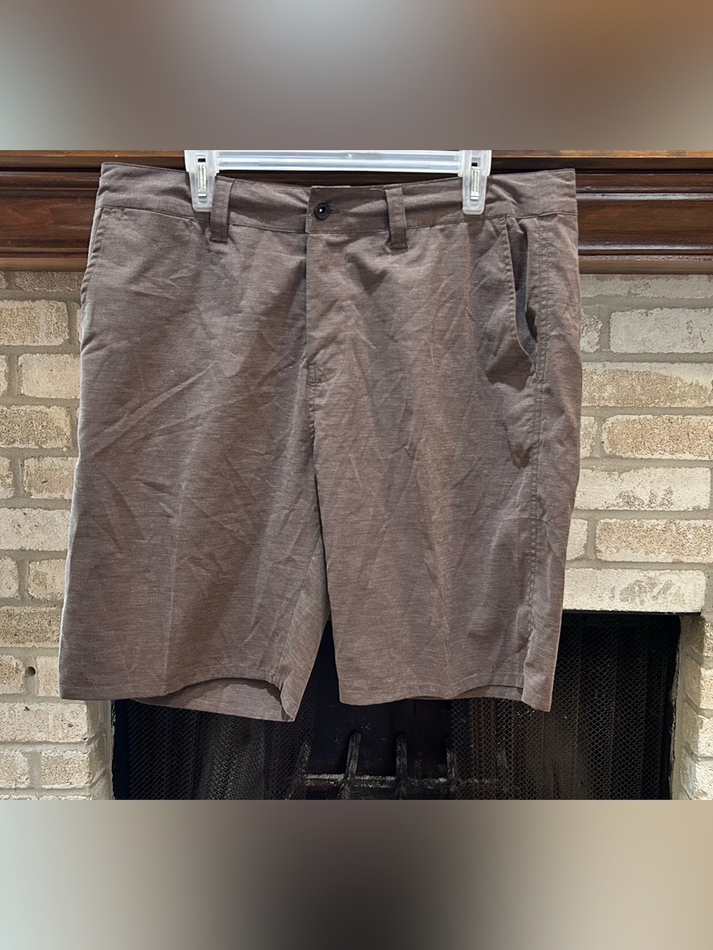 Kavu Men's Taupe Flat Front Shorts EUC